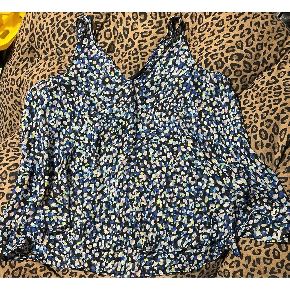 Lane Bryant Sleeveless V Neck Flowy Tank Top Plus Size Blouse, 16